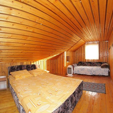 Casa Lorena Серата-Монтеору Номер фото